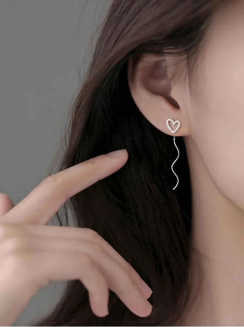 Gleaming Heart - Fine Stud Earrings