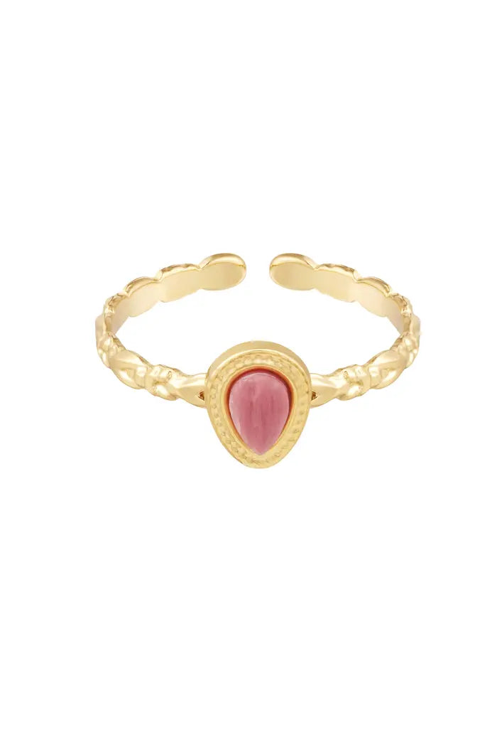 Ring with graceful shape and stone – pink