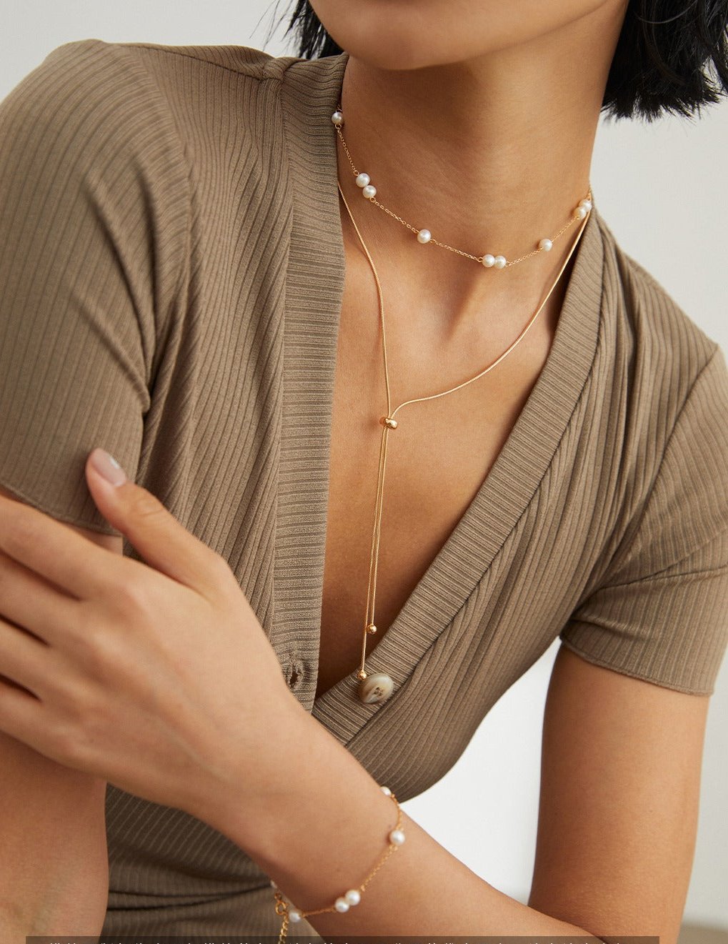 "Enchante" pearl necklace & bracelet
