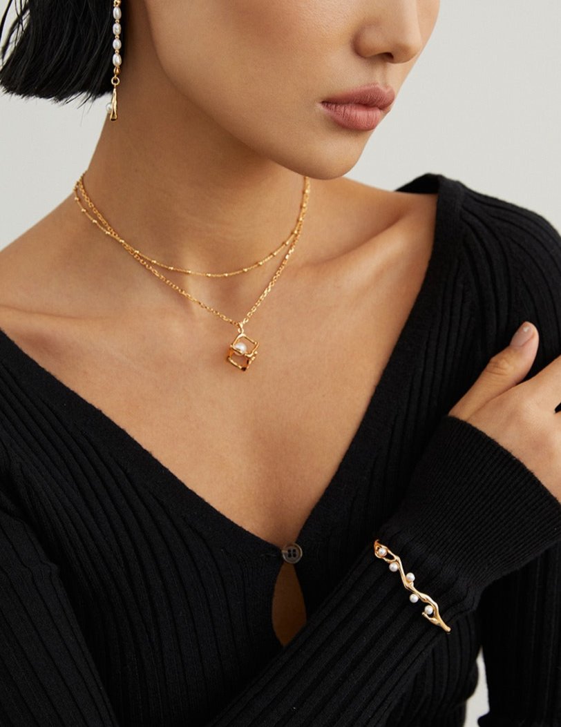 "Deep in Heart" necklace with square pendant and pearl & ring