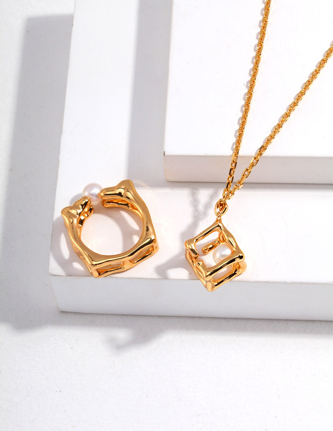 "Deep in Heart" necklace with square pendant and pearl & ring