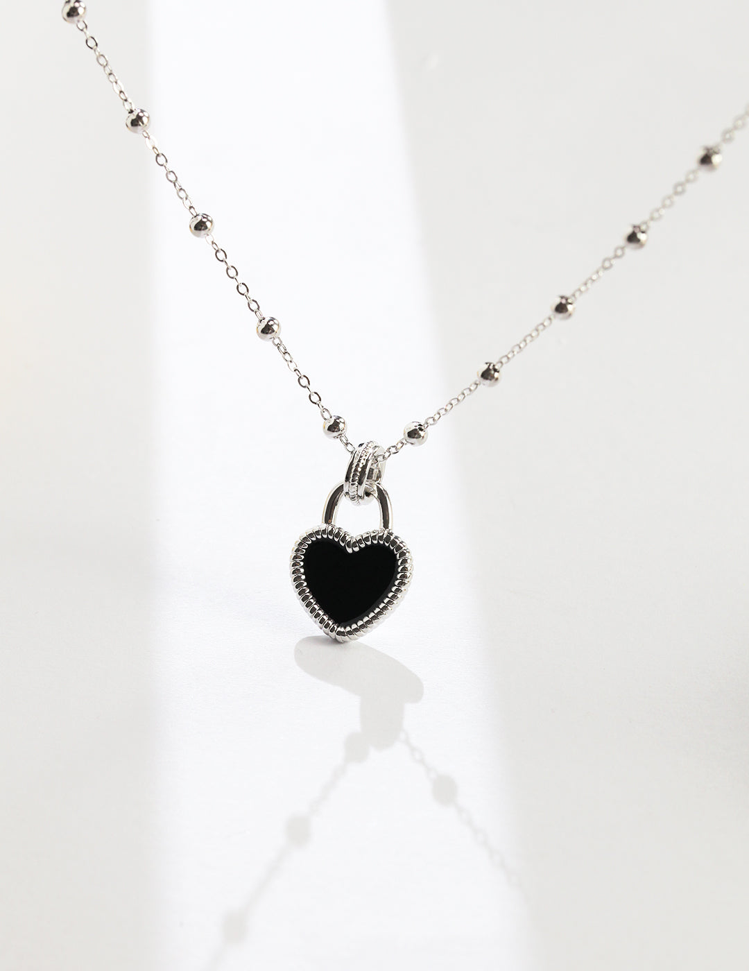 Heart necklace with Love Drip Glaze pendant