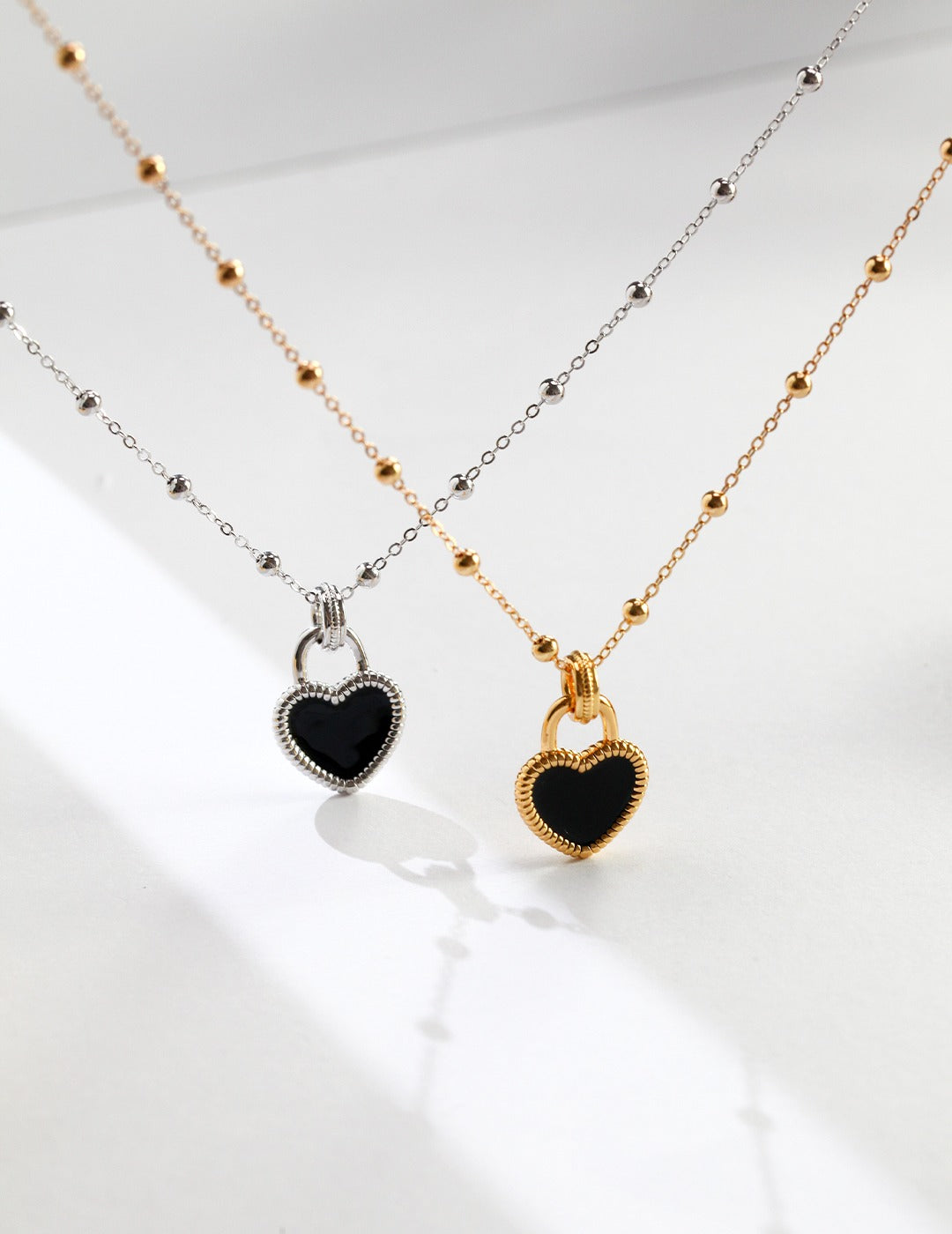 Heart necklace with Love Drip Glaze pendant