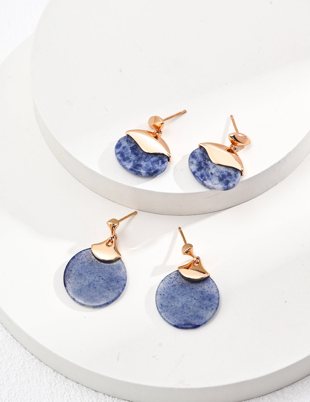Blue Queen - Blue Dot Stone Stud Earrings