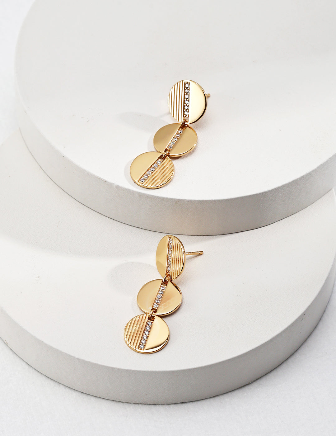 Dance Queen - Stud Earrings