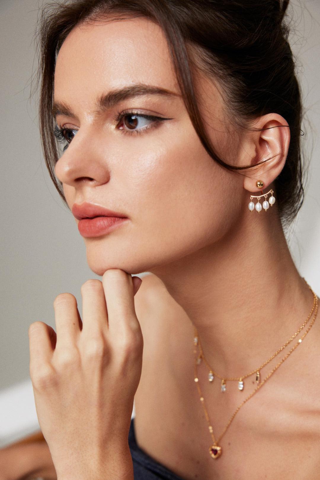 Viola - Rice pearl earrings