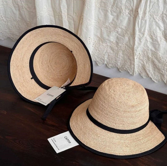 Klassische Handmade Stohhut mit Schleife