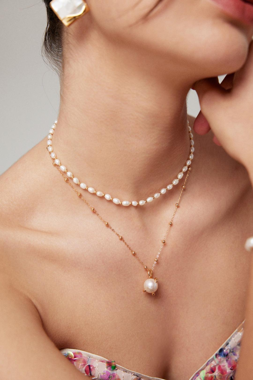 "Glamour" necklace with round baroque pearls & chain with freshwater cultured pearls