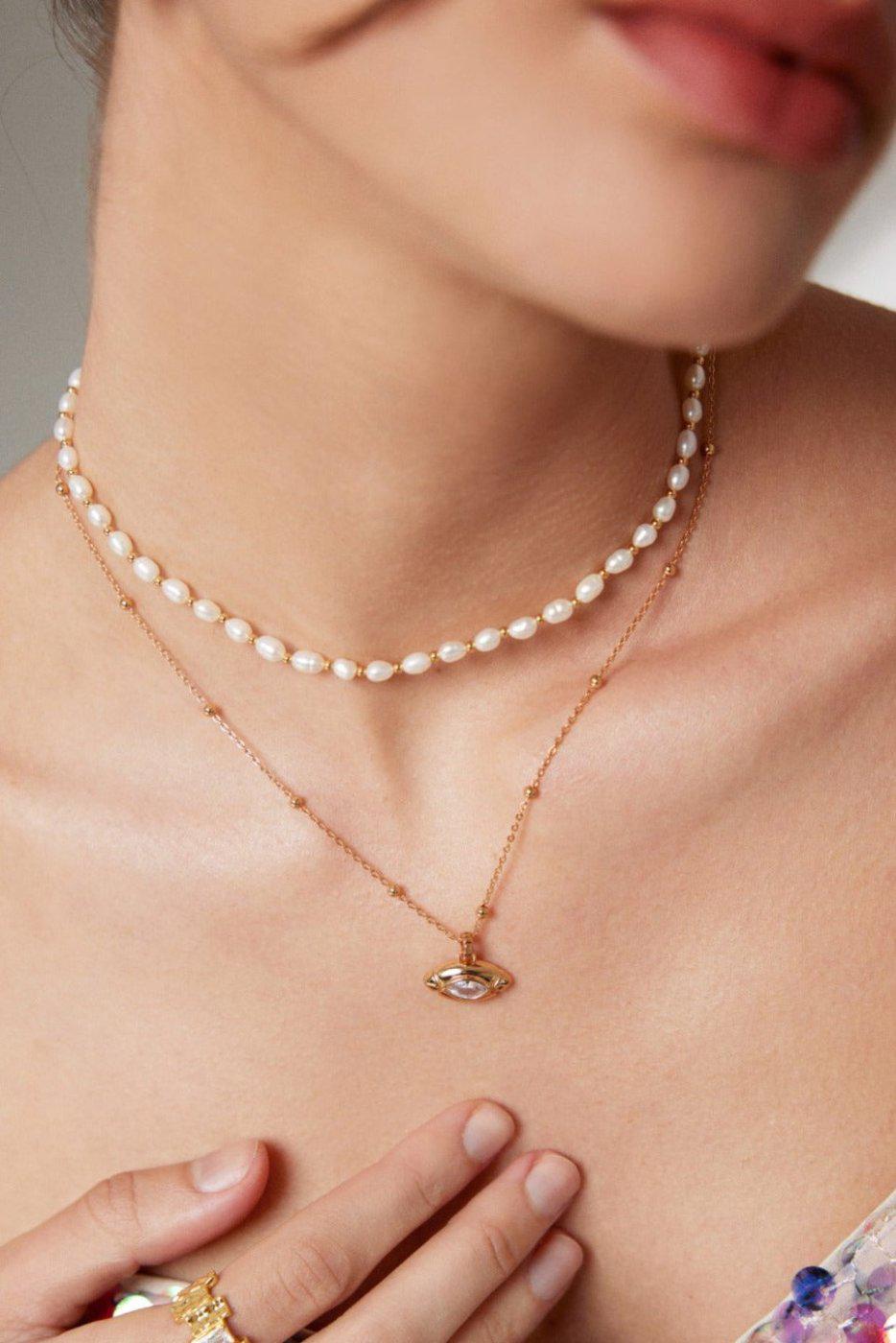 "Lovely Day" Long Necklace & Chain made of Freshwater Cultured Pearls